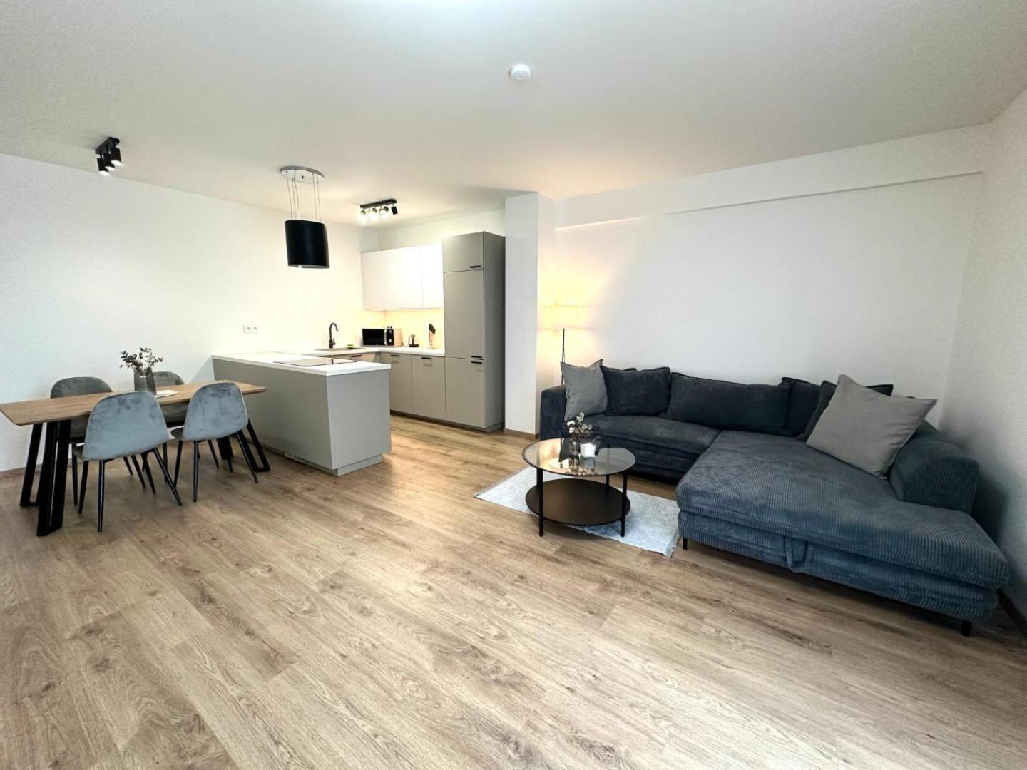2 Room Apartment, New Building, Balcony, 208 Rovinka Eksteriør billede
